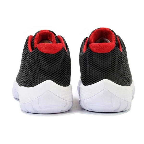 Air Jordan Future Low Bred 718948-001