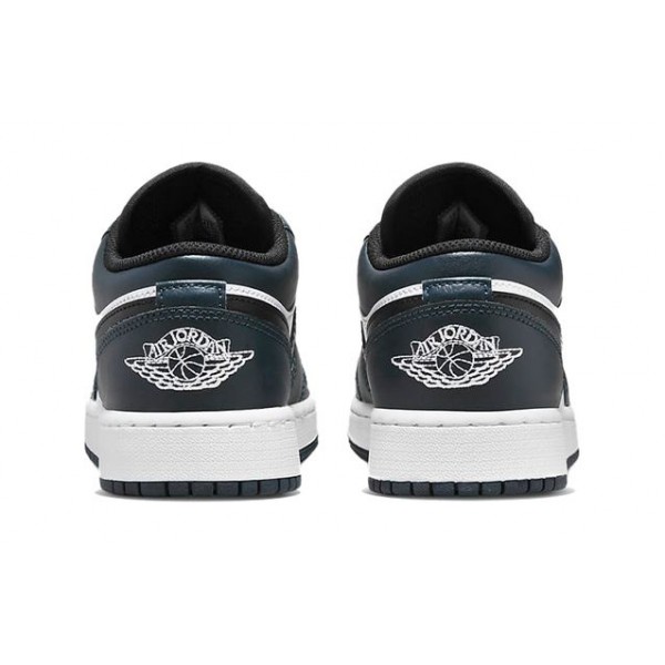 Air Jordan 1 Low (GS) 553560-411