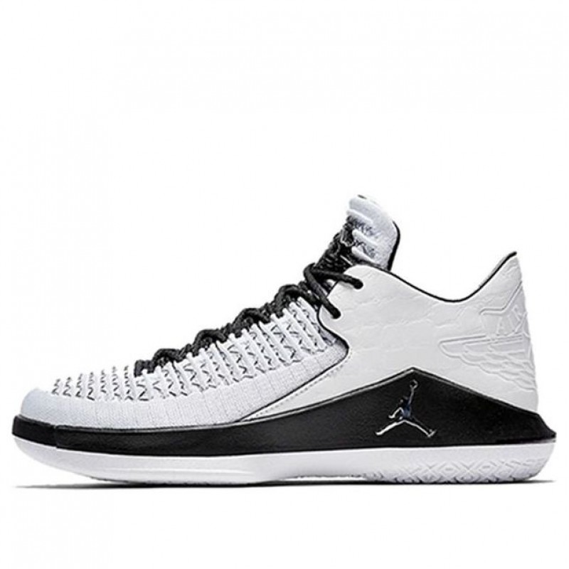 Air Jordan XXXII Low White Black Metallic Silver AH3347-102