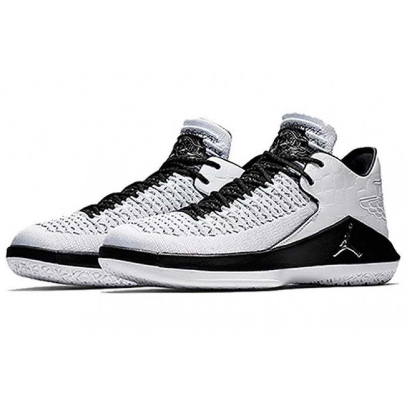 Air Jordan XXXII Low White Black Metallic Silver AH3347-102