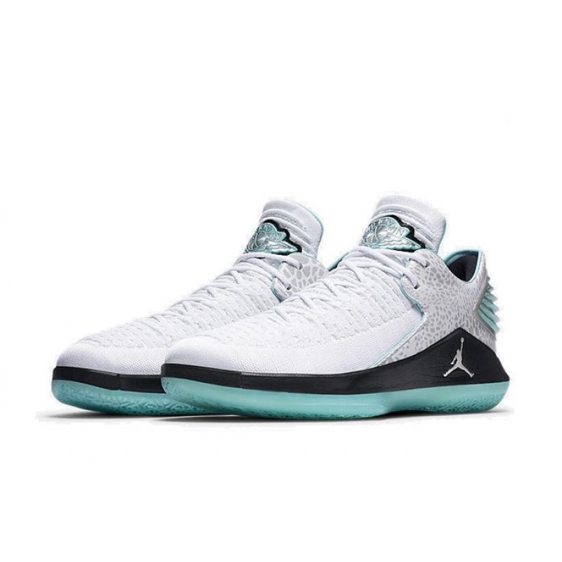 Air Jordan XXXII Low PF Guo Ai Lun AH3347-101