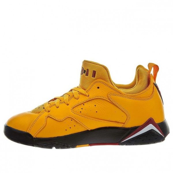 Air Jordan 7 Low NRG Taxi AR4422-701