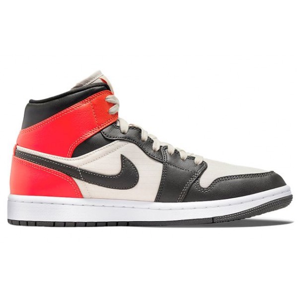 Nike Womens Air Jordan 1 Mid Newsprint DQ6078-100