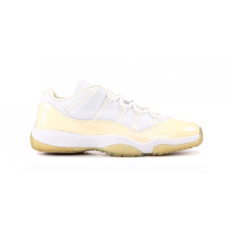 Air Jordan 11 Retro Low 'White Light Zen Grey' White/Light Zen Grey 136053-101