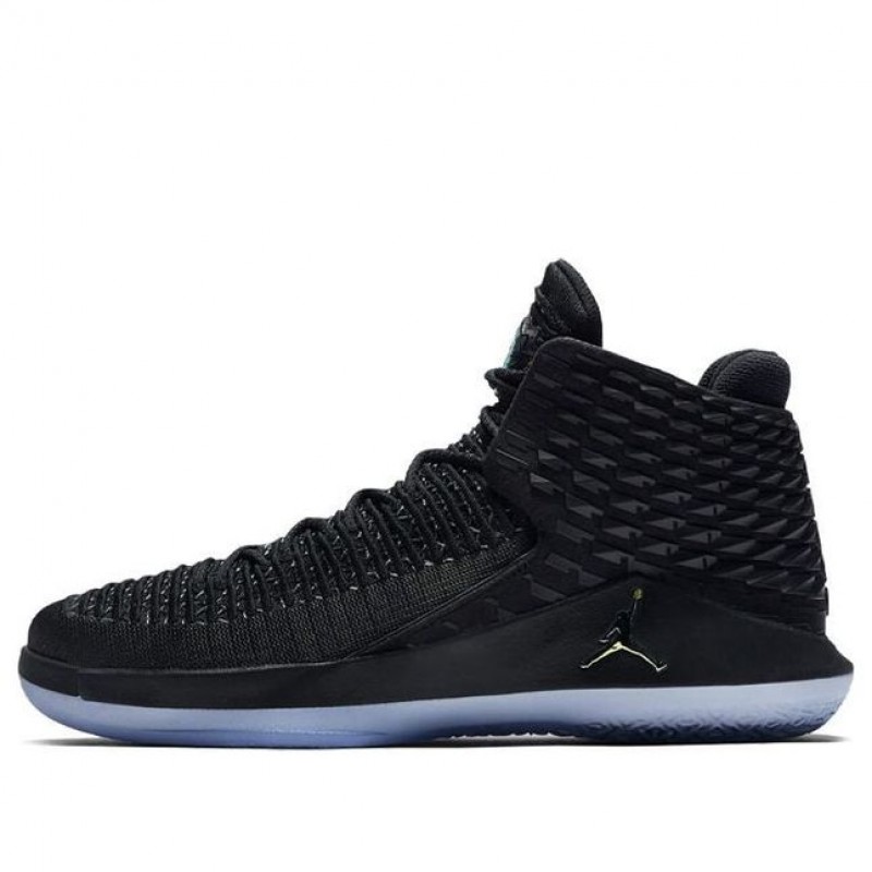 Air Jordan XXXII PF Black Cat AH3348-003