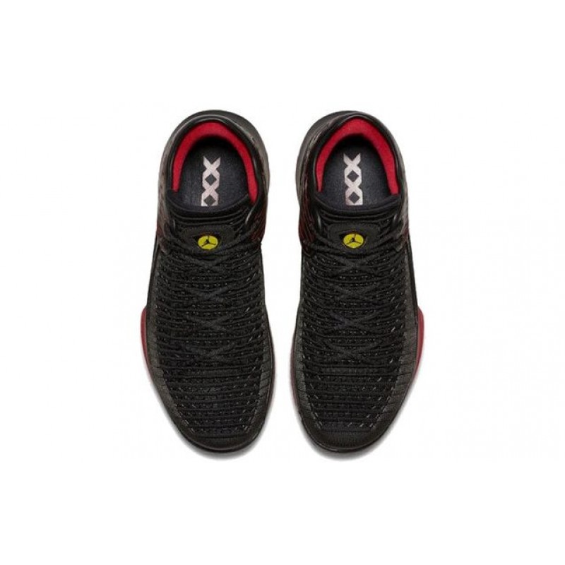 Air Jordan XXXII Low Bred AH3347-003