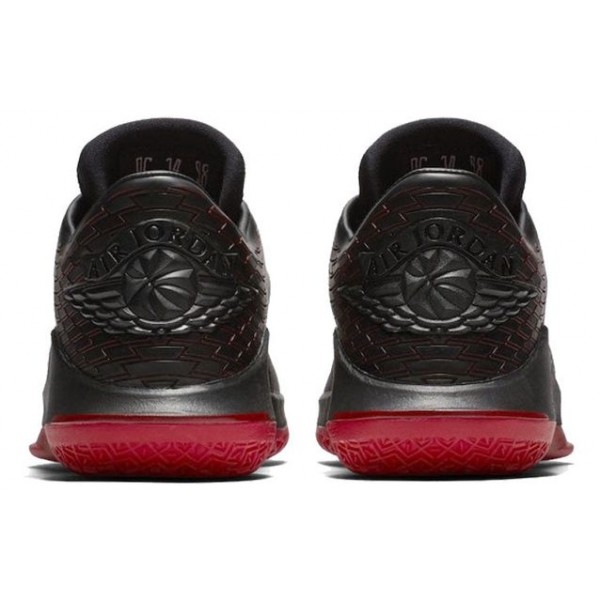 Air Jordan XXXII Low Bred AH3347-003