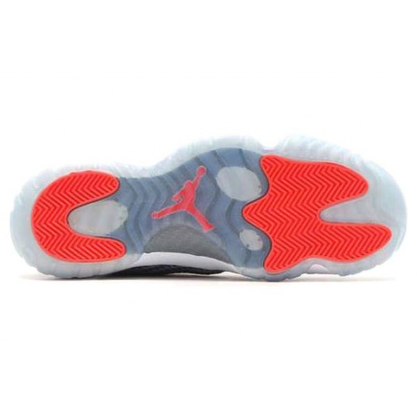 Air Jordan Future Low Wolf Grey Infrared 718948-023