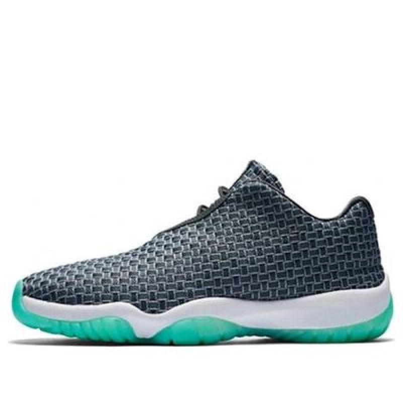 Air Jordan Future Low BG Wolf Grey 724813-006