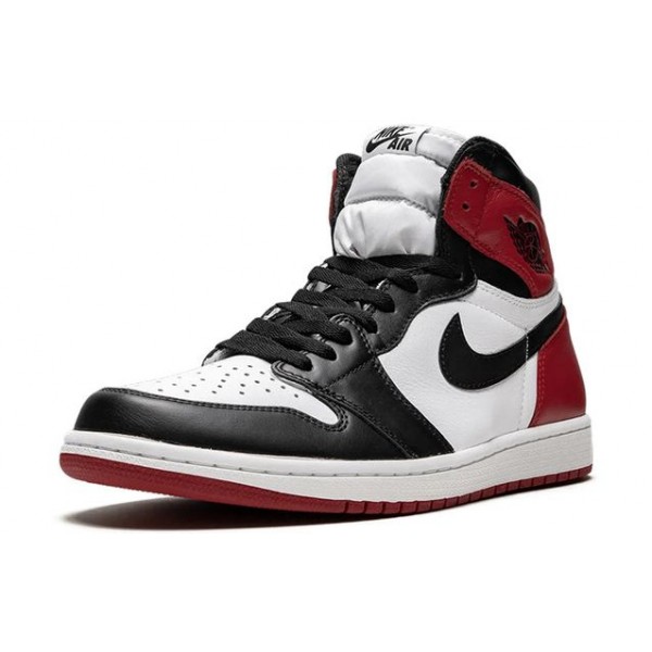 Air Jordan 1 Retro High OG Black Toe 555088-125