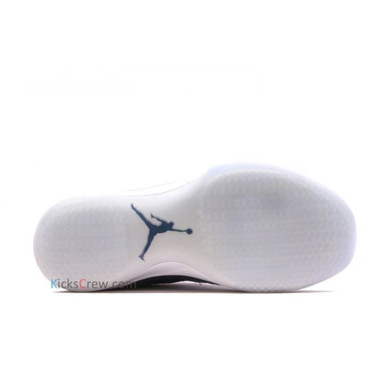 Air Jordan XXXI Low BG Midnight Navy 897562-400