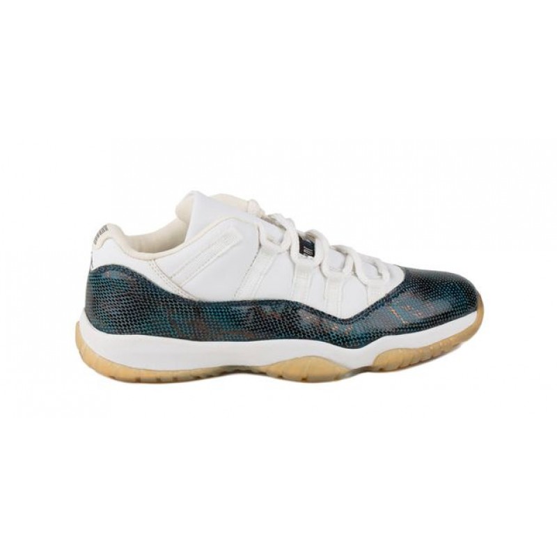 Air Jordan 11 Retro Low 'Snakeskin' White/Black-Navy 136071-102