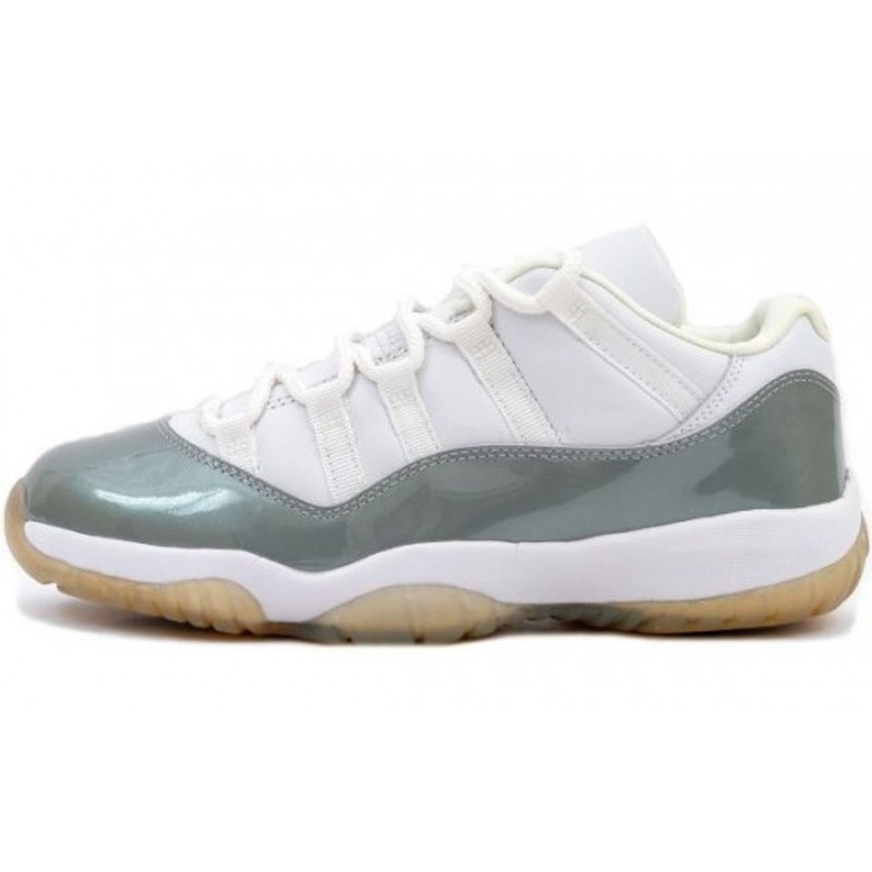 Womens WMNS Air Jordan 11 Retro Low 'Metallic' 2001 White/Metallic Silver 833001-102