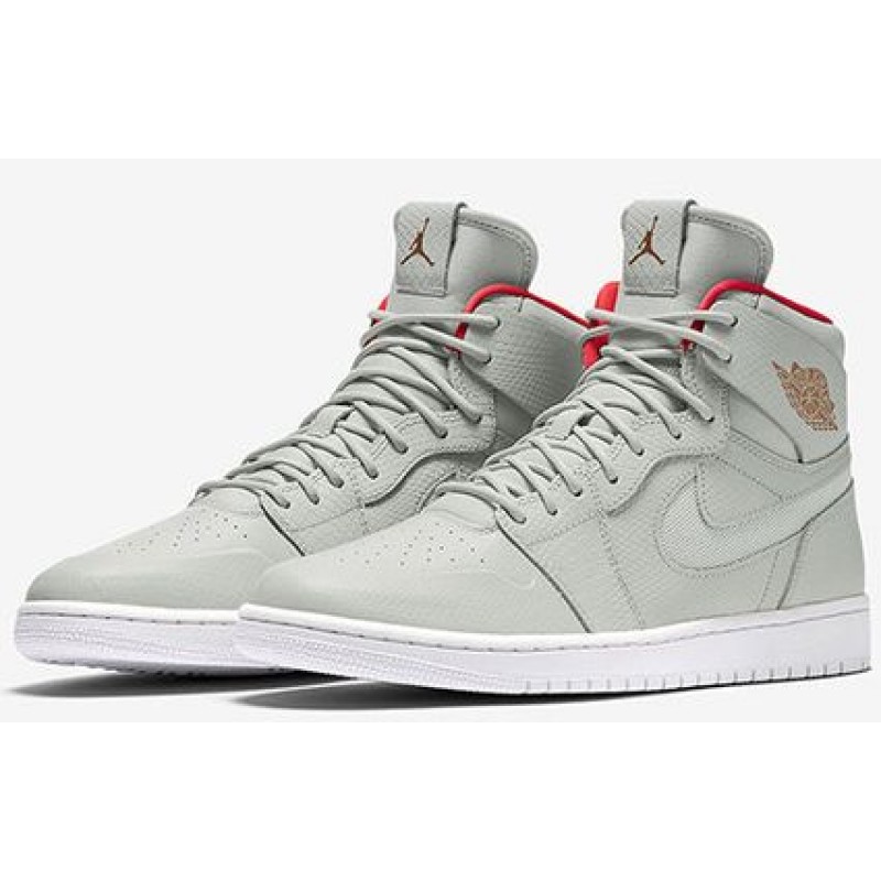 Air Jordan 1 Retro High NOUV Snakeskin - Wolf Grey 819176-050