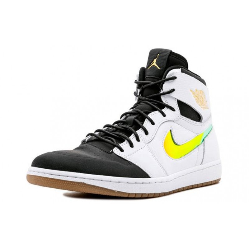 Air Jordan 1 Retro High NOUV Dunk From Above 819176-104