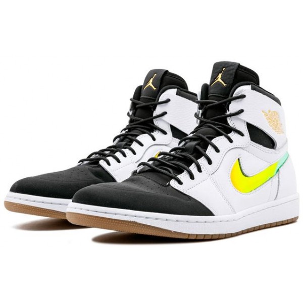 Air Jordan 1 Retro High NOUV Dunk From Above 819176-104