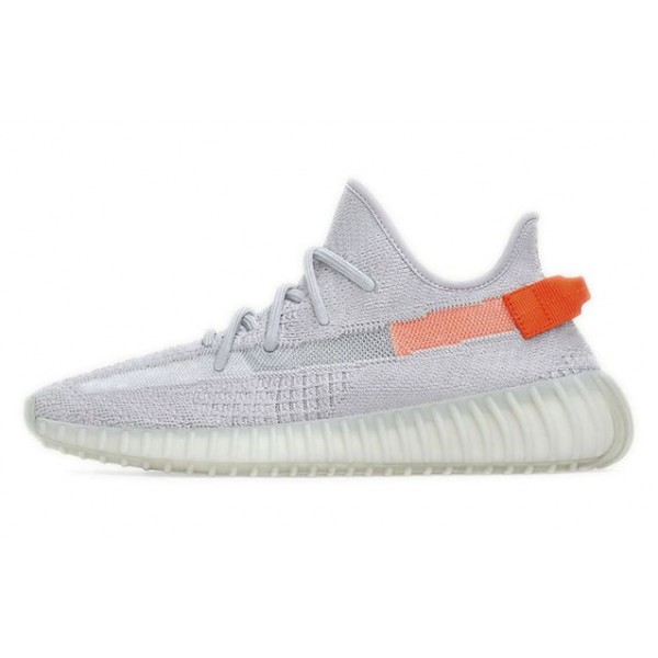 Adidas Yeezy Boost 350 V2 Euro Exclusive - Tail Light FX9017