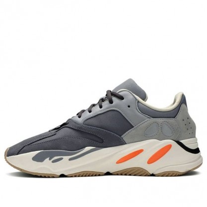 Adidas Yeezy Boost 700 Magnet FV9922